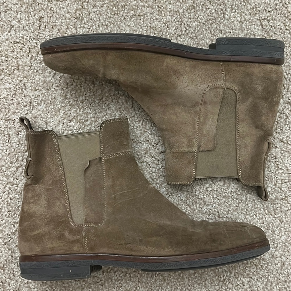 Vince suede Chelsea boot